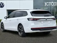 Used VW Passat R-line 150 HP (110 kW) 2024 White Estate