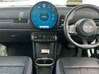 Gebraucht Mini Cooper Hatch 154 PS (113 kW) 2024 Grün Kleinwagen