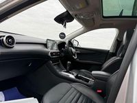 Usado MG HS Exclusive 162 CV (119 kW) 2023 Plateado SUV