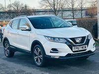 Used Nissan Qashqai N-Connecta 2017 White SUV