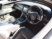 Used Jaguar XF Sportbrake S 300 HP (220 kW) 2019 White Estate