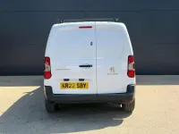 Used Peugeot Partner Premium 2022 White MPV
