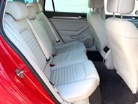 Used VW Passat SEL 150 HP (110 kW) 2020 Red Estate