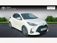 Usado Toyota Yaris Hybrid 2024 Branco Citadino