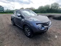 Begagnad Nissan Juke Tekna 110 HK (80 kW) 2014 Grå SUV