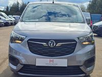 Used Vauxhall Combo Sportive 100 HP (73 kW) 2019 Grey MPV