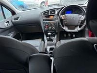 Used Citroën C4 VTR Sport 90 HP (66 kW) 2012 Red Hatchback