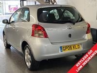 Used Toyota Yaris 85 HP (62 kW) 2006 Silver Hatchback
