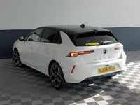 Used Vauxhall Astra 130 HP (95 kW) 2024 White Hatchback
