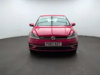 Used VW Golf VII SE 130 HP (95 kW) 2017 Red Hatchback