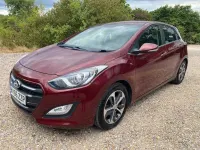 Used Hyundai i30 SE 2016 Red Hatchback