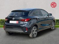 Nuevo MG MG3 Trophy 191 CV (140 kW) 2025 Negro Utilitario