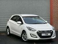 Used Hyundai i30 Edition 100 HP (73 kW) 2013 White Hatchback