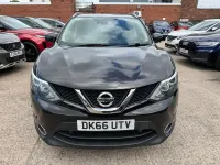 Usado Nissan Qashqai Tekna 110 CV (80 kW) 2016 Negro SUV