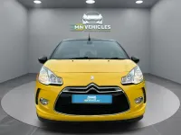 Usado Citroën DS3 Cabriolet 118 HP (86 kW) 2013 Amarelo Cabrios