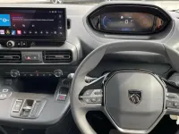 Second-hand Peugeot E-Partner 98 kW (134 CP) 2024 Alb Monovolum