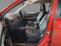 Used Mitsubishi Outlander 200 HP (147 kW) 2016 Red SUV