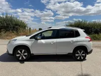 Used Peugeot 2008 Allure 100 HP (73 kW) 2016 White SUV