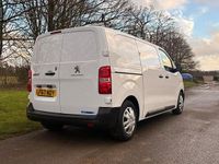Used Peugeot Expert 115 HP (84 kW) 2017 White Van