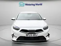 Used Kia Ceed 2023 White Hatchback