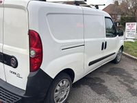 Used Fiat Doblò 105 HP (77 kW) 2014 White MPV