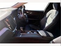 Usado Volvo V60 Momentum 190 HP (139 kW) 2019 Preto Carrinha