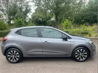 Used Renault Clio Evolution 90 HP (66 kW) 2023 Shadow grey  Hatchback