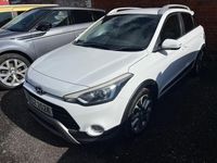 Used Hyundai i20 Active 2017 White Hatchback