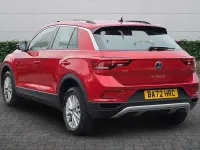 Used VW T-Roc Life 150 HP (110 kW) 2023 Red SUV