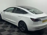 Used Tesla Model 3 Standard Range Plus 180 kW (245 HP) 2020 White Sedan