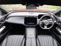 Used Mercedes E220 Advanced 197 HP (144 kW) 2024 Red Sedan