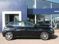 Used Peugeot 208 Active Premium 74 HP (54 kW) 2022 Black Hatchback
