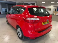 Used Ford C-MAX Zetec 105 HP (77 kW) 2013 Red MPV