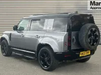 Begagnad Land Rover Defender SE Dynamic 300 HK (220 kW) 2022 Grå SUV