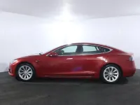 Używany Tesla Model S 306 kW (417 KM) 2017 Czerwony Hatchback