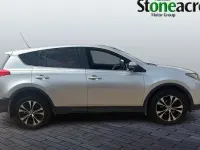 Used Toyota RAV4 124 HP (91 kW) 2015 Silver SUV