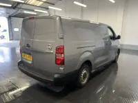 Usado Fiat Scudo 145 HP (106 kW) 2022 Cinzento Van
