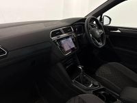 Used VW Tiguan R-line 150 HP (110 kW) 2022 White SUV
