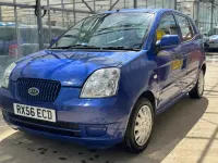 Second-hand Kia Picanto LX 64 CP (47 kW) 2006 Albastru Hatchback