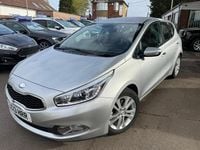 Used Hyundai i40 SE 115 HP (84 kW) 2015 Silver Sedan