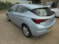 Used Vauxhall Astra Design Edition 150 HP (110 kW) 2016 Silver Hatchback