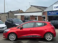 Used Renault Clio IV Dynamique 90 HP (66 kW) 2017 Red Hatchback