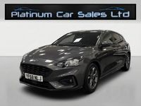 Usado Ford Focus ST-Line 120 HP (88 kW) 2018 Cinzento Citadino