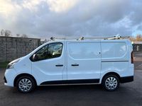 Begagnad Renault Trafic Business 2018 Vit Minibuss