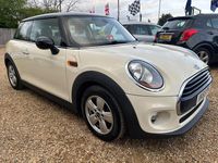 Used Mini Cooper Hatch 2015 White Hatchback