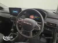 Used Dacia Jogger Extreme 141 HP (103 kW) 2024 Grey MPV