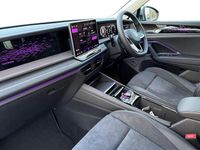 Usado VW Tayron Elegance 150 HP (110 kW) 2025 Prateado SUV