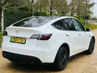 Usado Tesla Model Y RWD 219 kW (299 HP) 2024 Branco SUV