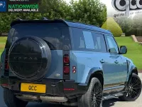 Used Land Rover Defender HSE Dynamic 249 HP (183 kW) 2025 Estate