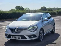 Used Renault Mégane IV Signature 128 HP (94 kW) 2016 Silver Hatchback